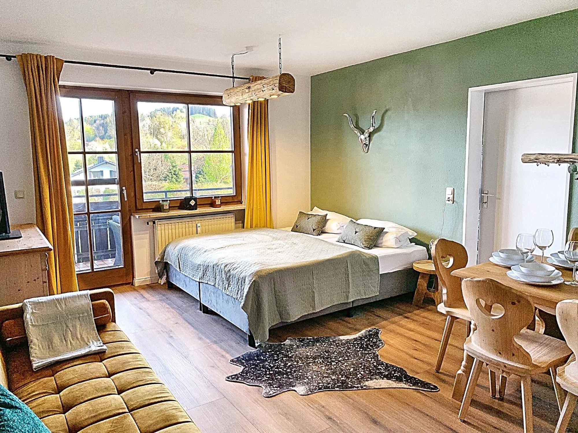 Lindners Hideaways - Bergnest Lodge - Bergblick Fewo 6 Pers Balkon Garten Hund Ski Unterkunft Luftkurort Oberreute Naehe Buchenegger Wasserfaelle Eistobel Bodensee Dış mekan fotoğraf
