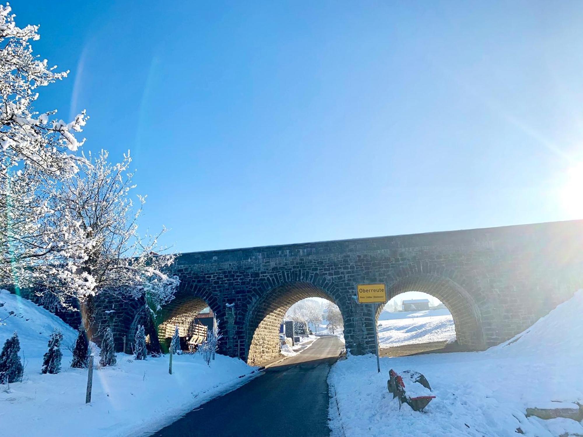 Lindners Hideaways - Bergnest Lodge - Bergblick Fewo 6 Pers Balkon Garten Hund Ski Unterkunft Luftkurort Oberreute Naehe Buchenegger Wasserfaelle Eistobel Bodensee Dış mekan fotoğraf